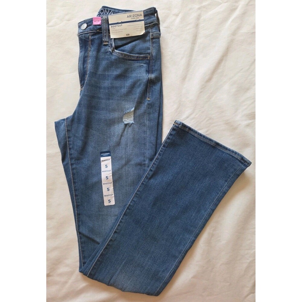 NWT Arizona Jean Co | Women's 5 | High Rise Bootcut Distressed Jeans Medium Wash